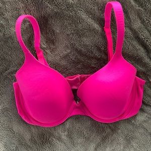 Victoria’s Secret 36C bra Lined Perfect Coverage Underwire